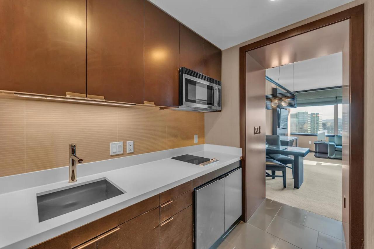 Gorgeous Suite Vdara 22Nd Flr - Pool View - Free Valet Las Vegas Buitenkant foto